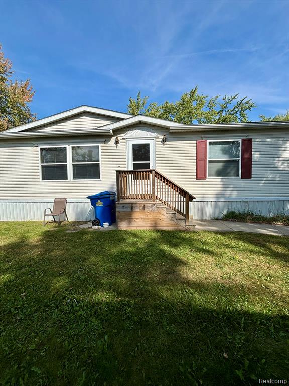 4041 #176 Grange Hall Road, Holly, MI 48442 — front exterior
