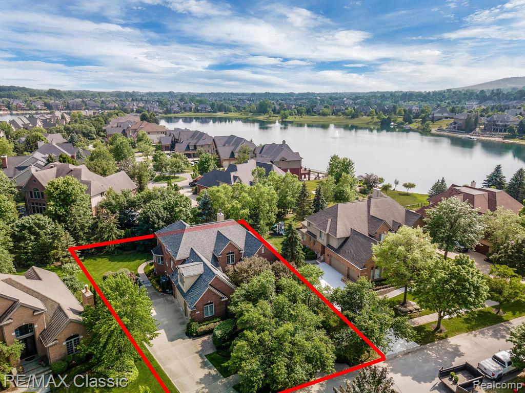 18416 CLAIRMONT Circle E, Northville, MI 48168 — Photo 49