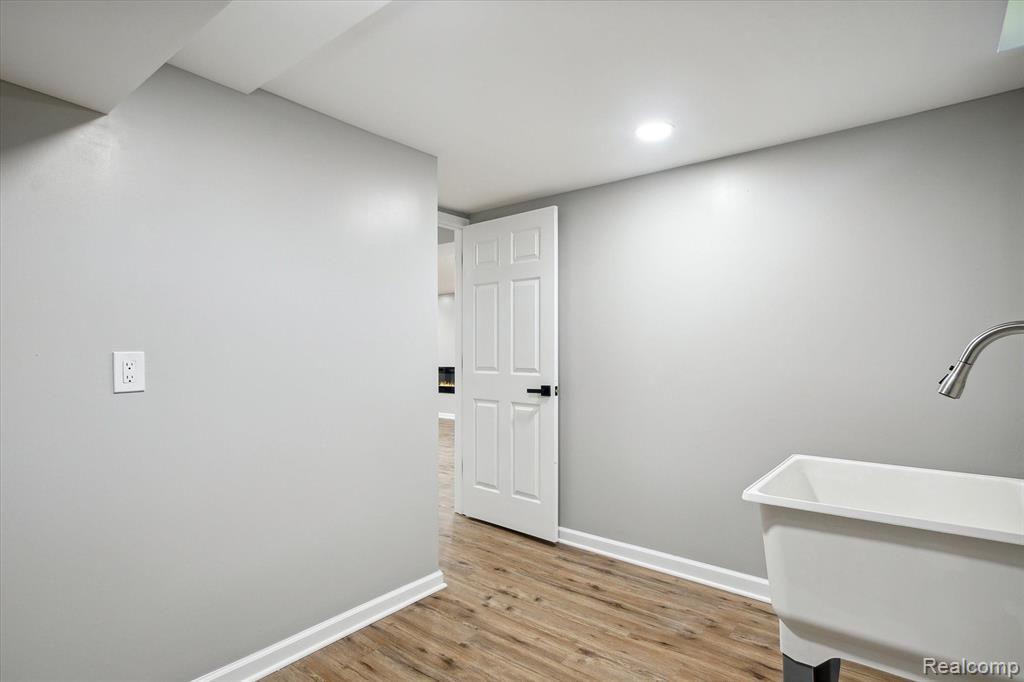 44259 N UMBERLAND Circle, Canton, MI 48187 — Photo 41
