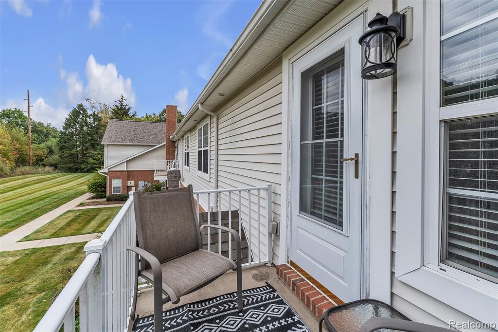 592 Olde English Circle, Howell, MI 48855 — Photo 27