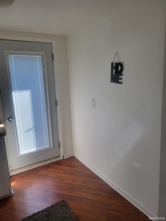 85 AHRENS Street, Mount Clemens, MI 48043 — Photo 23