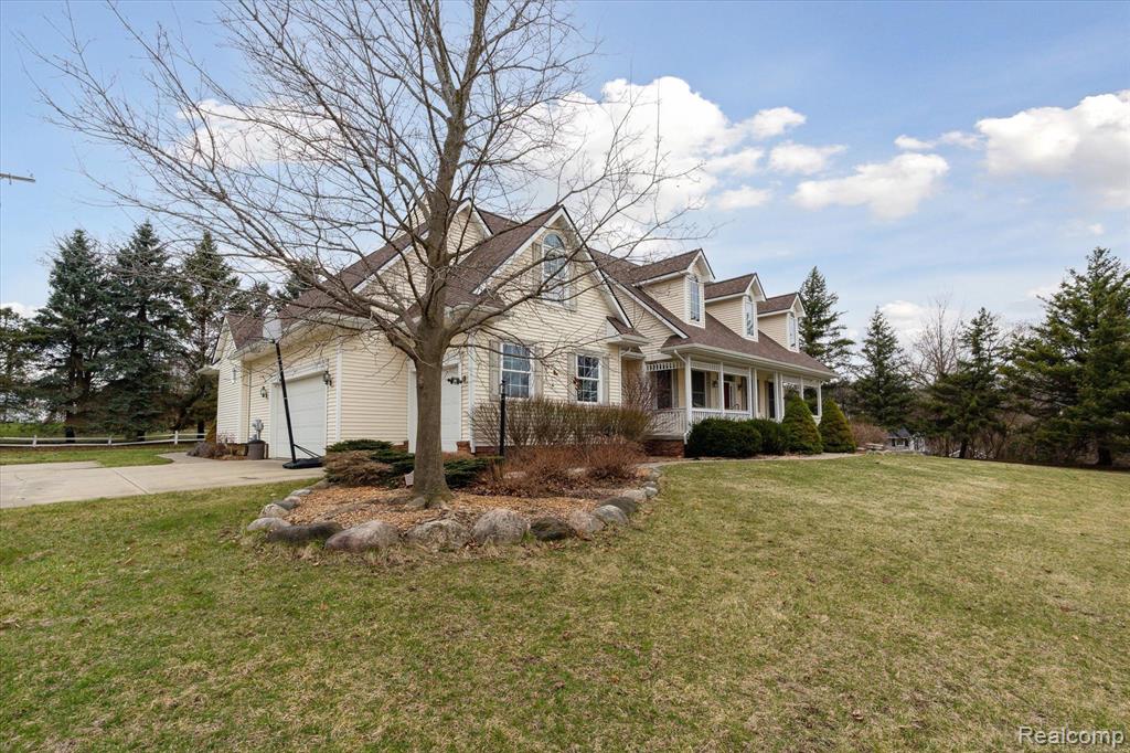 641 N FAIRGROUNDS Road, Imlay City, MI 48444 — Photo 3