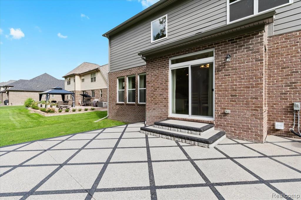 48255 Amber Lane Drive, Shelby Twp, MI 48315 — Photo 44