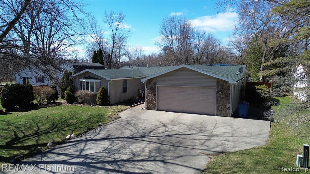 601 HOLLY BUSH DRIVE, Holly, MI 48442 — Photo 20