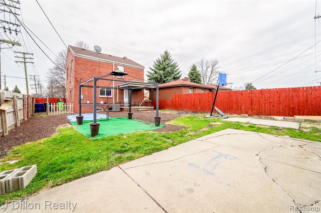 99 Chestnut Street, River Rouge, MI 48218 — Photo 33