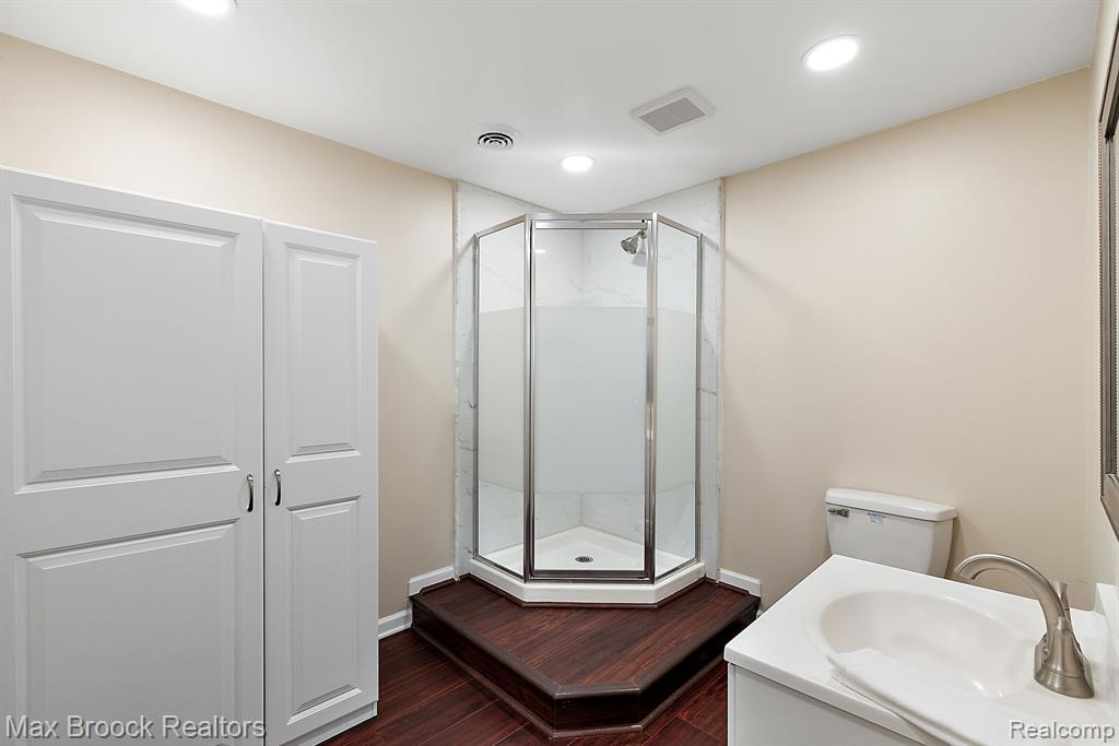 4536 SEDONA Drive, Clarkston, MI 48348 — Photo 35