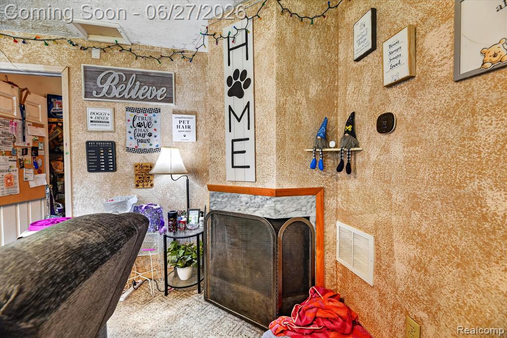 6260 Beth, Brighton, MI 48116 — Photo 11