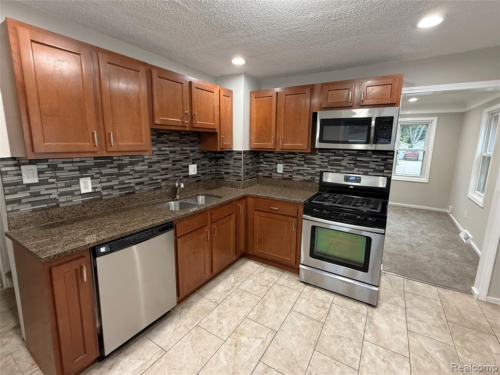 5961 McGuire Street, Taylor, MI 48180 — Photo 7