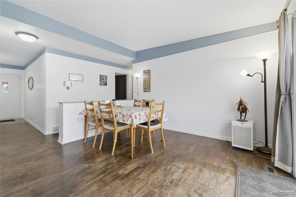 6115 Marscot Drive, Lansing, MI 48911 — Photo 26