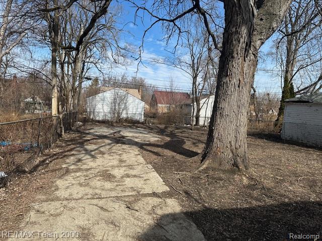 16301 Coram Street, Detroit, MI 48205 — Photo 5