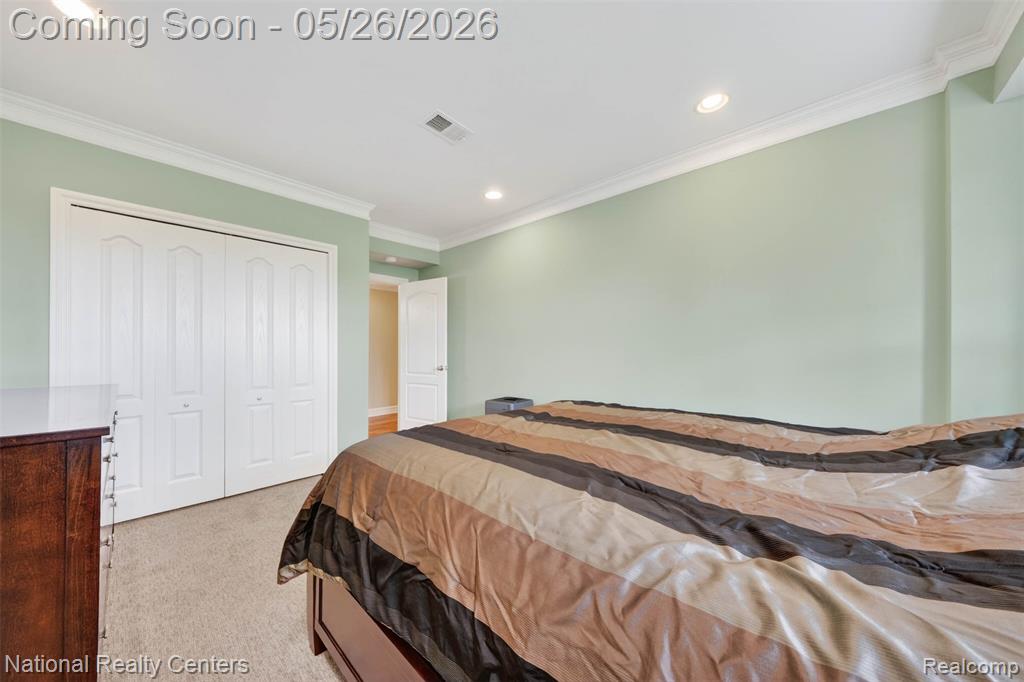 45907 Riviera Drive Drive, Northville, MI 48168 — Photo 32