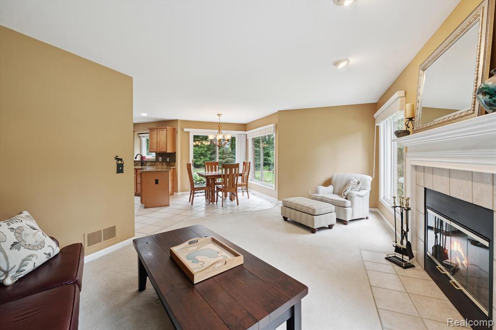 5993 Rosewood Parkway, White Lake, MI 48383 — Photo 17