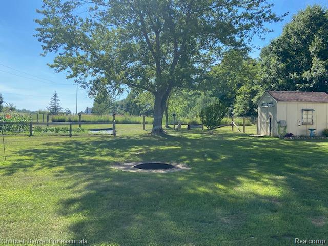 4615 Five Lakes Road, North Branch, MI 48461 — Photo 27
