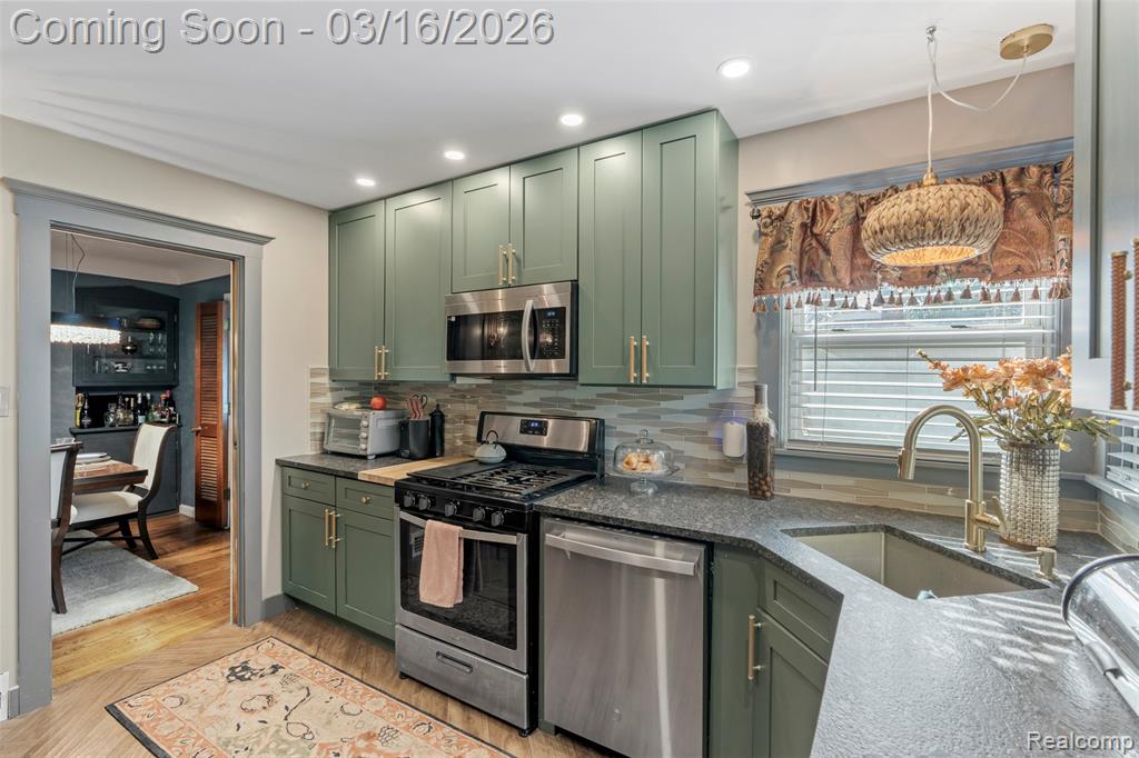 13565 Arnold, Redford, MI 48239 — Photo 9