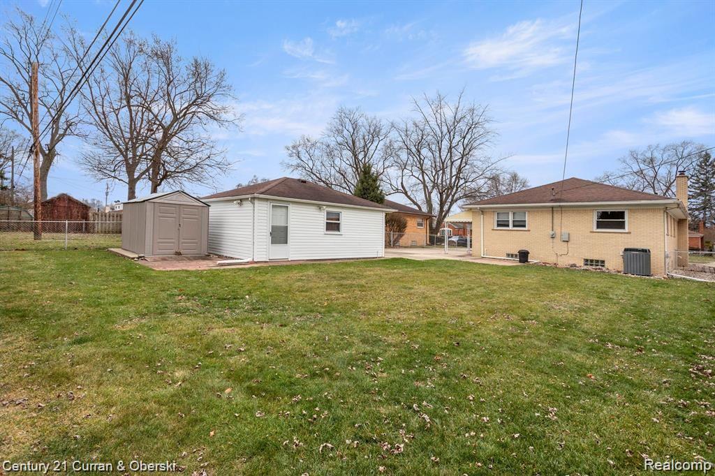 7296 KINGSBURY STREET, Dearborn Heights, MI 48127 — Photo 31