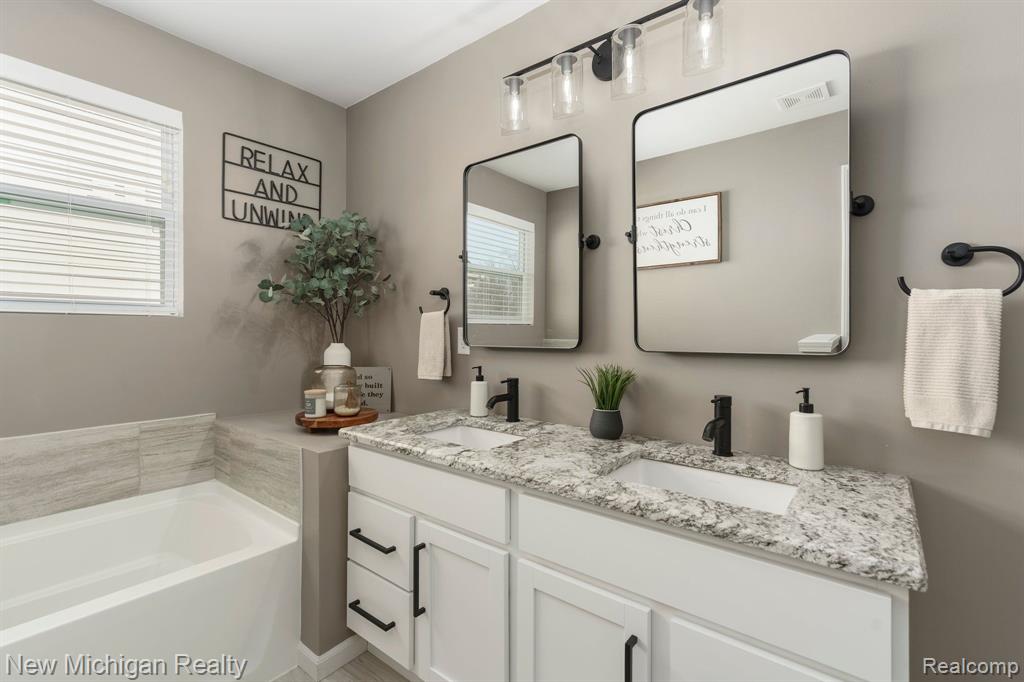 6620 CHANDLER Drive, Belleville, MI 48111 — Photo 35