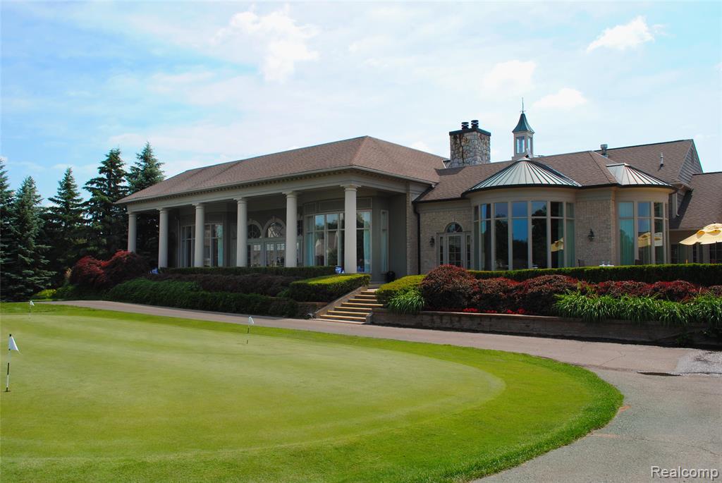 618 Deauville Lane, Bloomfield Hills, MI 48304 — Photo 38