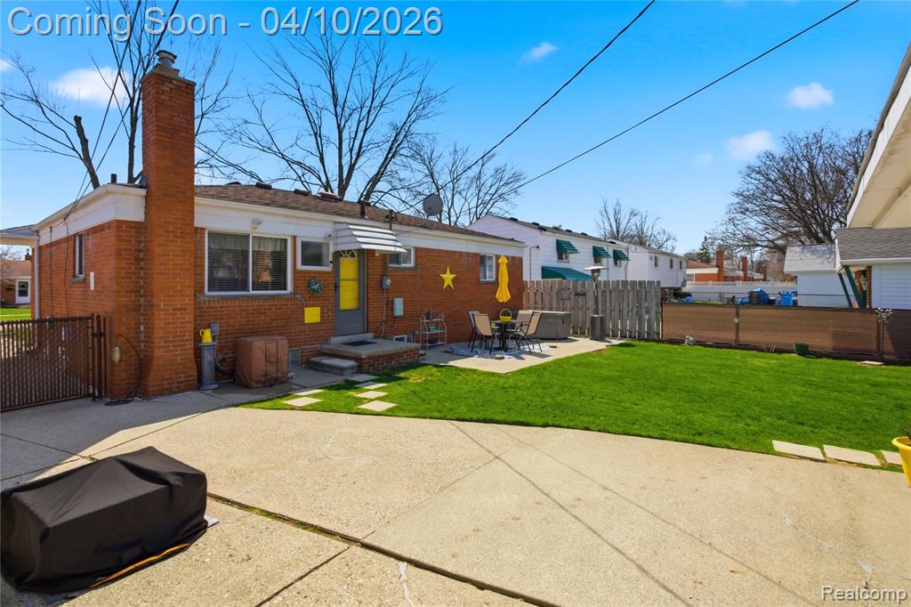 30725 Whittier Avenue, Madison Heights, MI 48071 — Photo 33