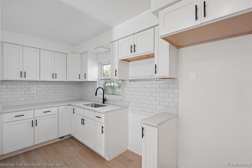 41190 Savage Road, Van Buren, MI 48111 — Photo 12