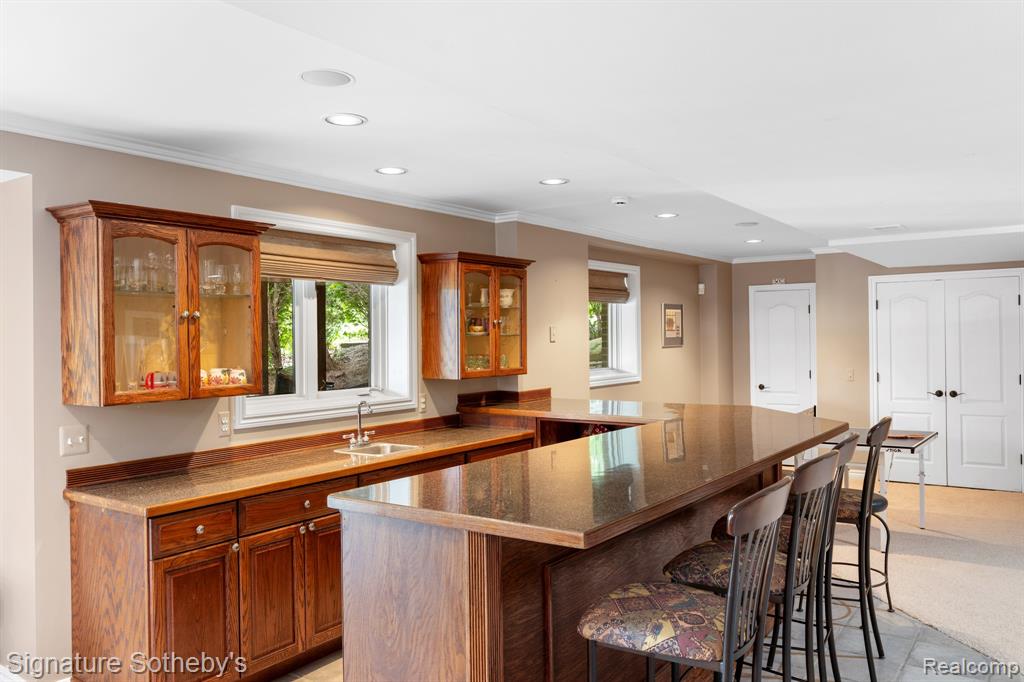 615 APPOLINE Court, Rochester, MI 48307 — Photo 20