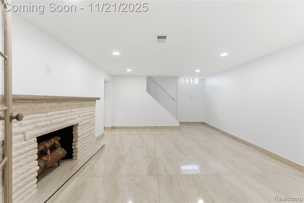 6528 Sterling Court, Garden City, MI — Photo 20