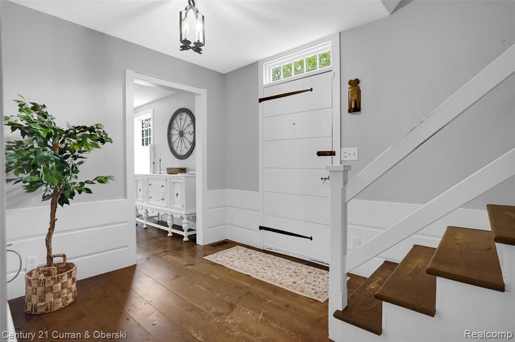90 E Washington Street, Clarkston, MI — Photo 27