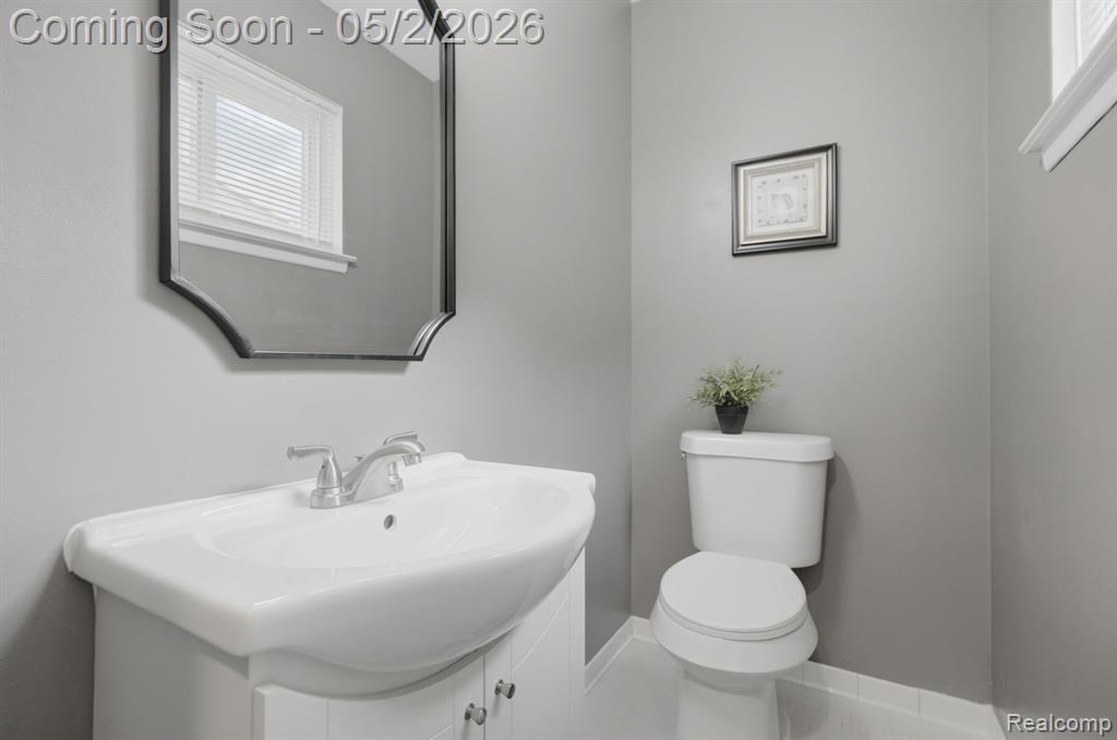 19704 Parkside Street, Saint Clair Shores, MI 48080 — Photo 18