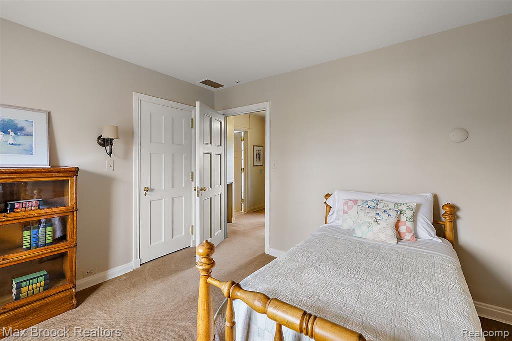 65 Lone Pine Road, Bloomfield Hills, MI 48304 — Photo 24