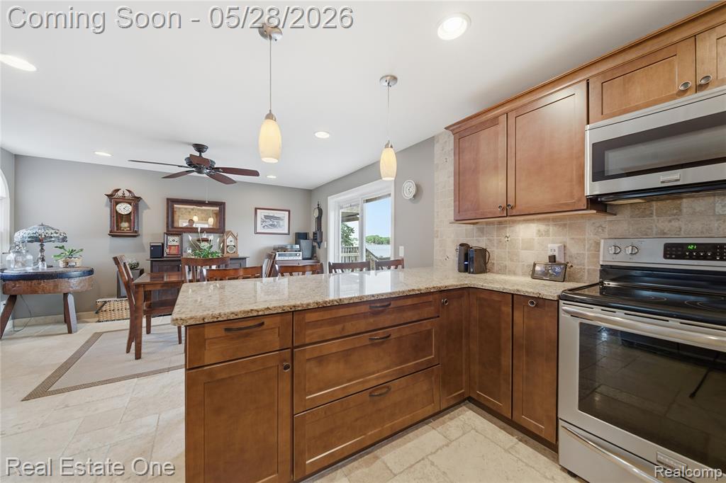 9528 Main Street, Whitmore Lake, MI 48189 — Photo 13