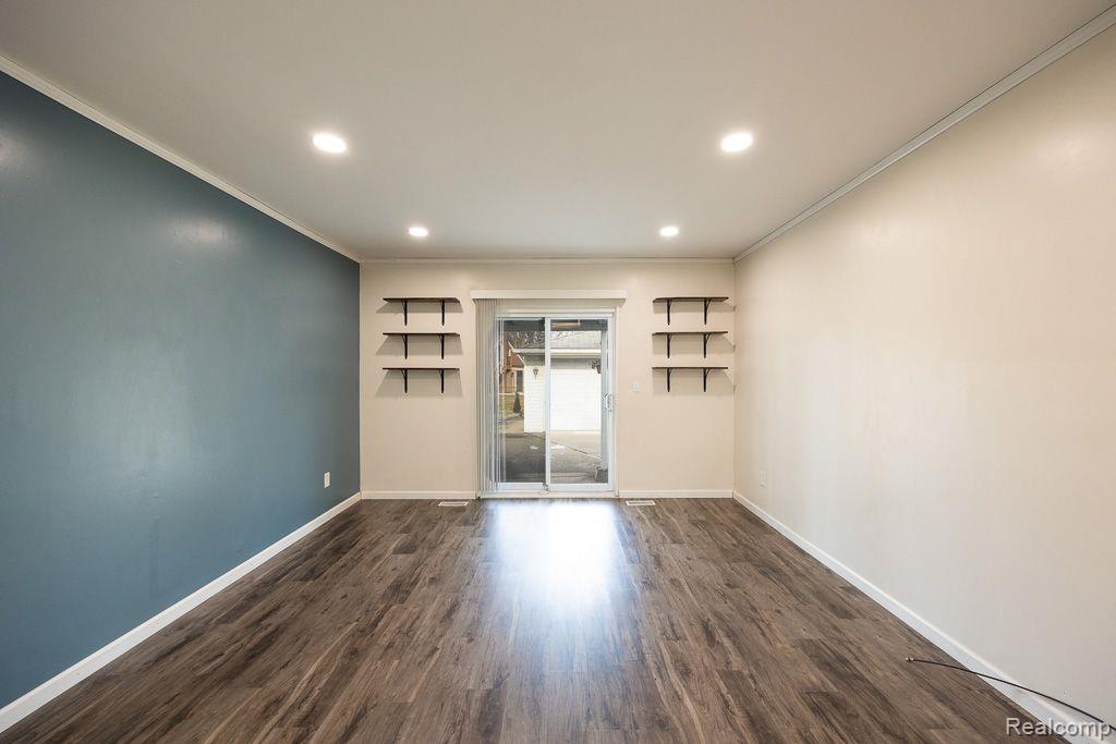 40137 WALTER Drive, Sterling Heights, MI 48310 — Photo 17