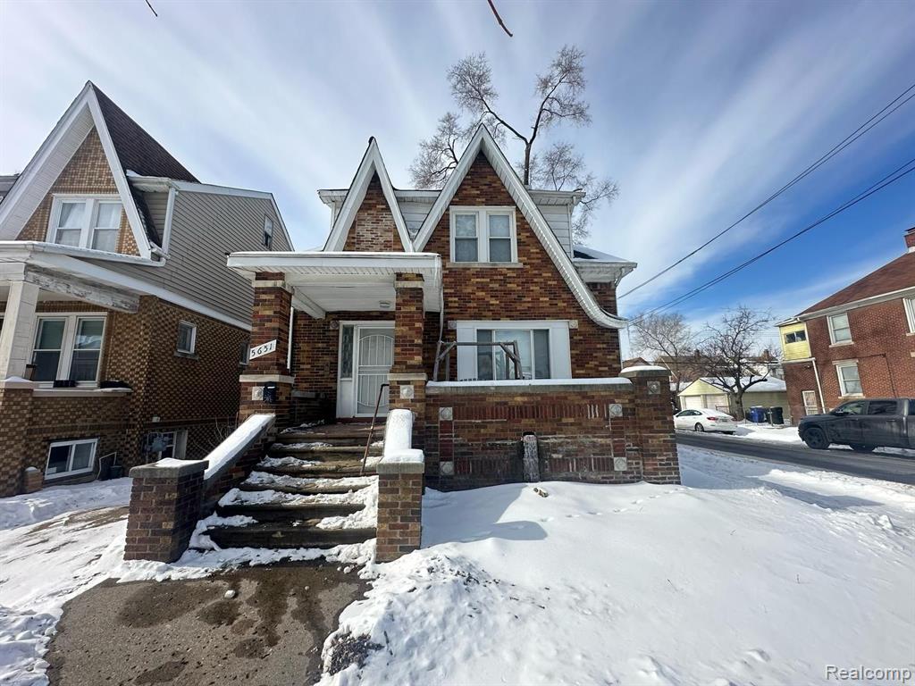5651 LONYO Street, Detroit, MI 48210 — Photo 2