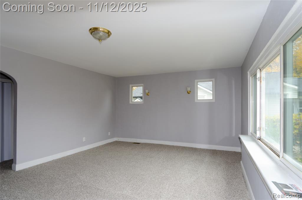 577 Peacock Avenue, Pontiac, MI 48340 — Photo 25
