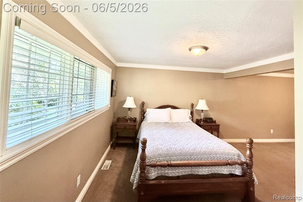 19141 Warwick Street, Franklin, MI 48025 — Photo 31