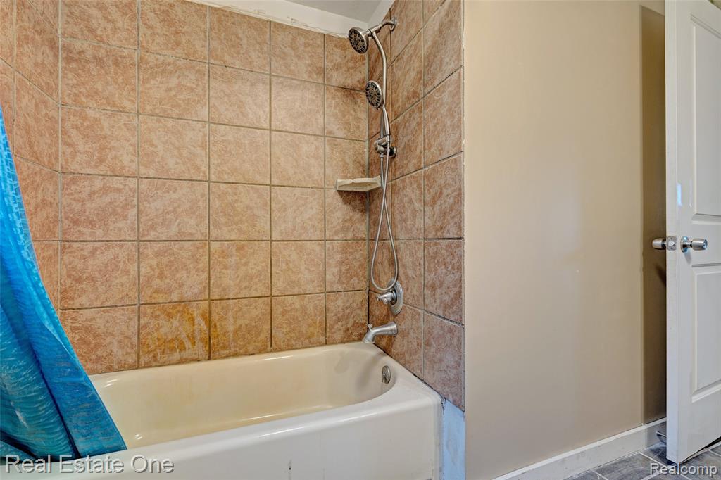 4161 Seymour Lake Road, Oxford, MI 48371 — Photo 26