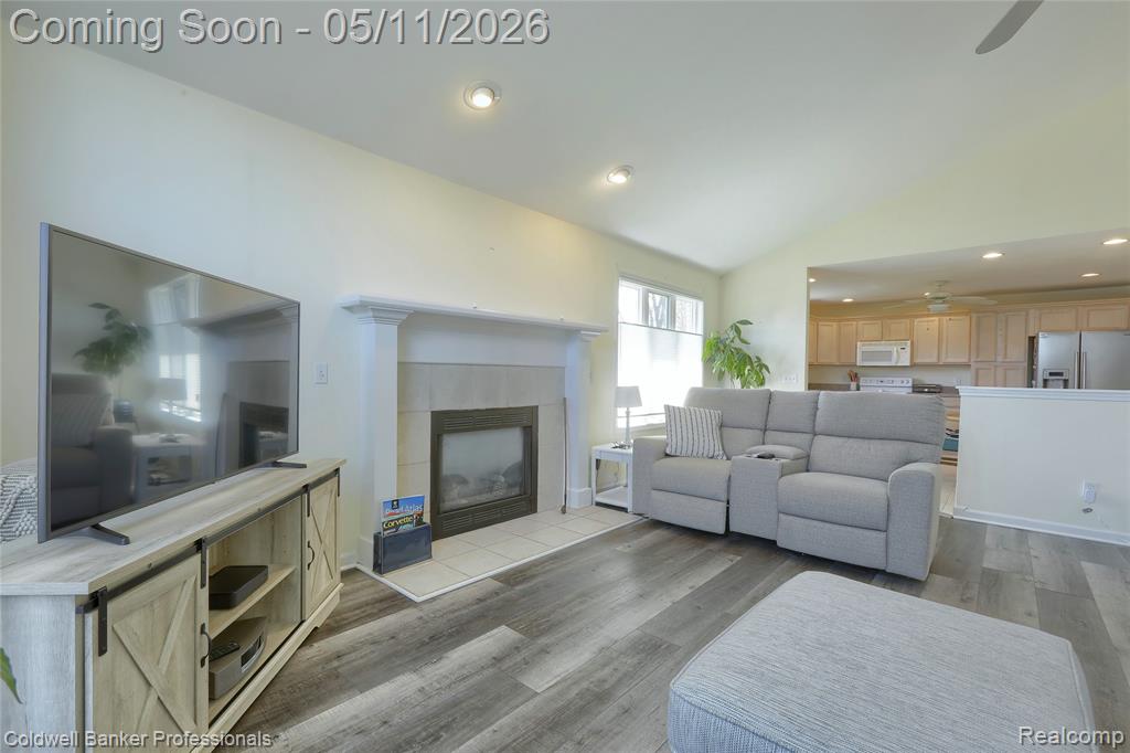 52237 Mitchell Lane, 11, Macomb, MI 48042 — Photo 6