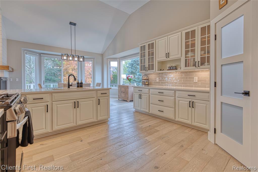 63605 Williamsburg, Washington, MI 48095 — Photo 17
