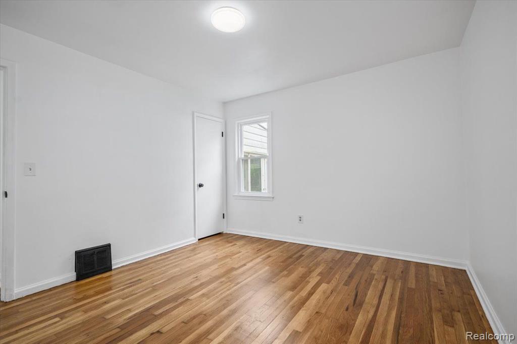 7491 PARKLAND, Redford, MI 48239 — Photo 24