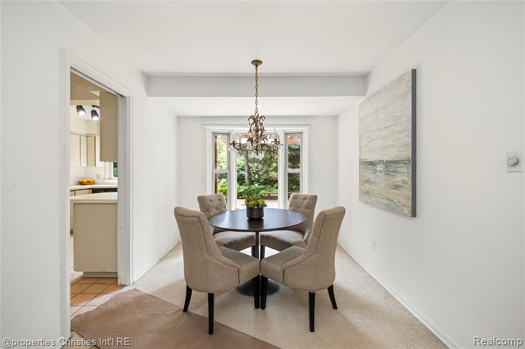 6391 Wing Lake Road, Bloomfield Hills, MI 48301 — Photo 9