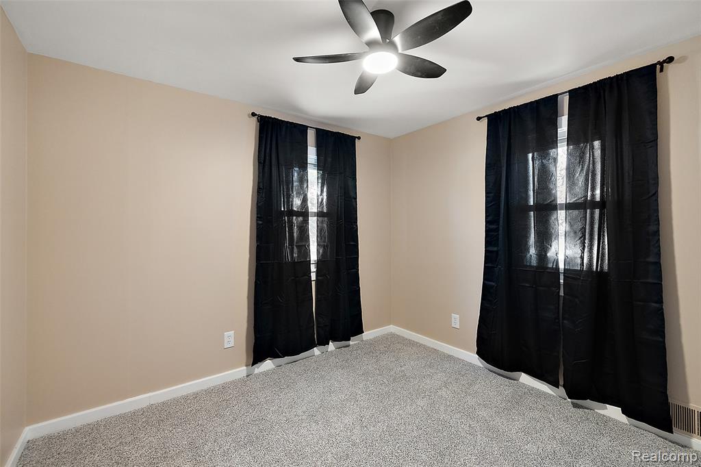 45 N Merrimac Street, Pontiac, MI 48340 — Photo 32