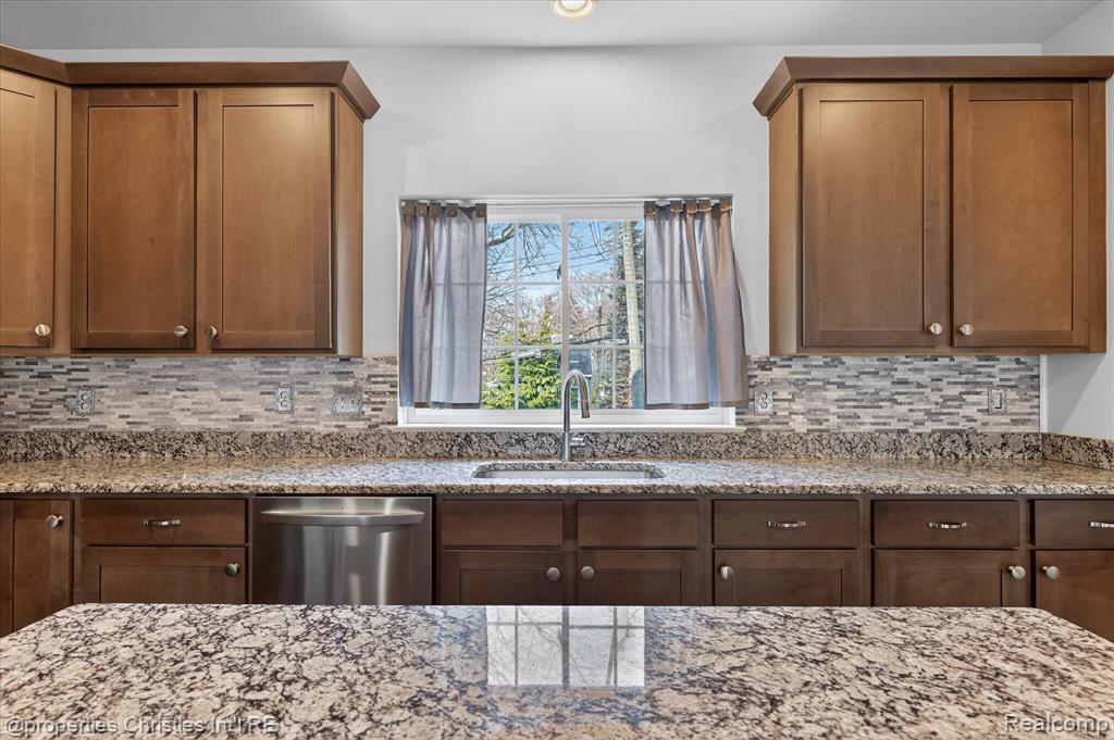2683 Harvard Road, Berkley, MI 48072 — Photo 20