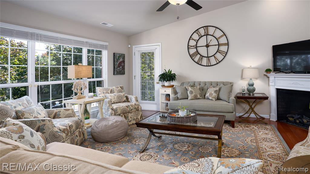 27202 Chesapeake Circle, Commerce Twp, MI 48390 — Photo 3