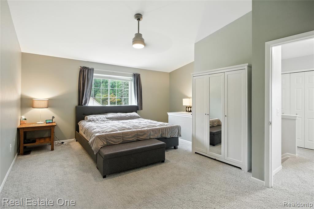 7335 Willow Oak Drive, West Bloomfield, MI 48324 — Photo 22