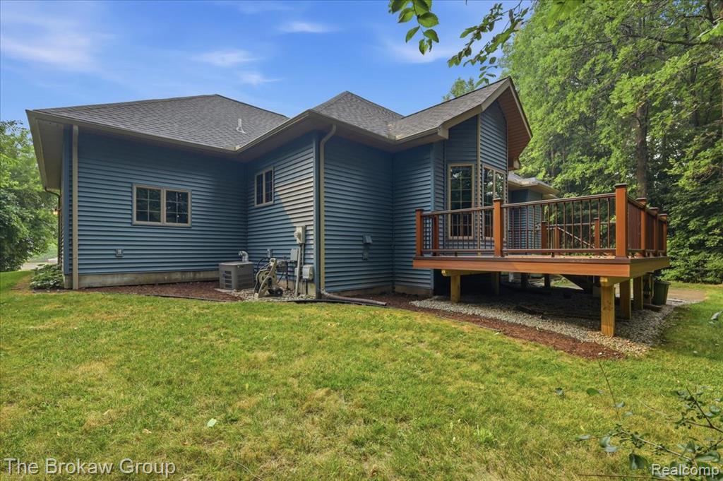 10261 Coachman Court, Davison, MI 48423 — Photo 56