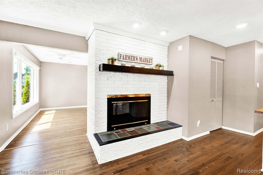 1700 MADDY Lane, Keego Harbor, MI 48320 — Photo 20