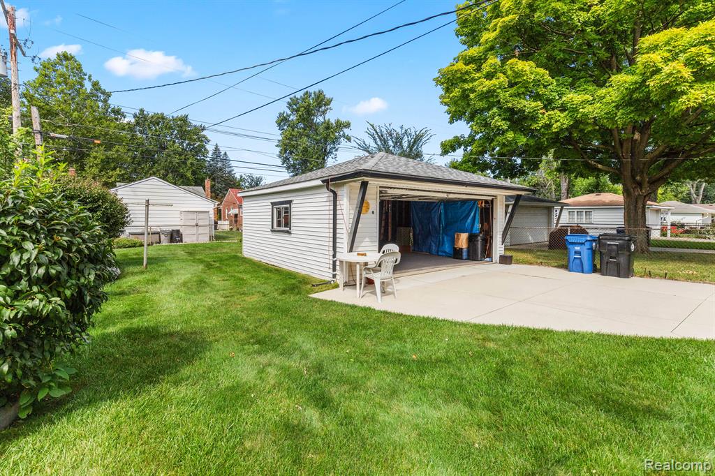 9301 SALEM, Redford, MI 48239 — Photo 29