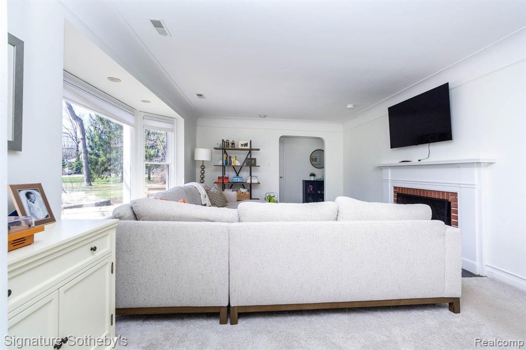 21890 Hampton Street, Beverly Hills, MI 48025 — Photo 6
