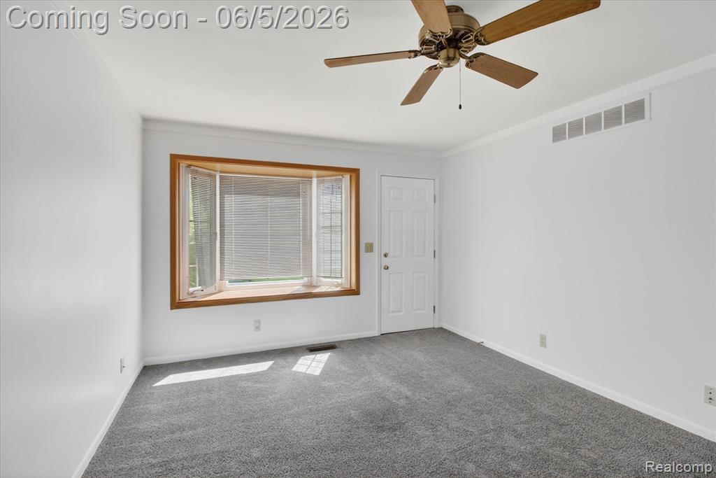 9825 Becker Avenue, Allen Park, MI 48101 — Photo 24