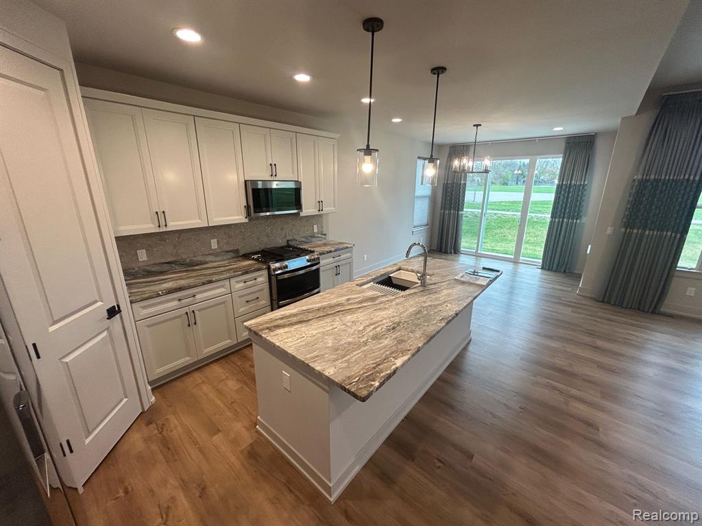 9229 TULIP, Plymouth, MI 48170 — Photo 15