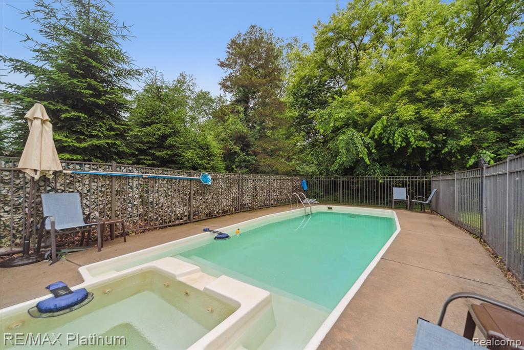 5152 Milroy Lane, Brighton, MI 48116 — Photo 49