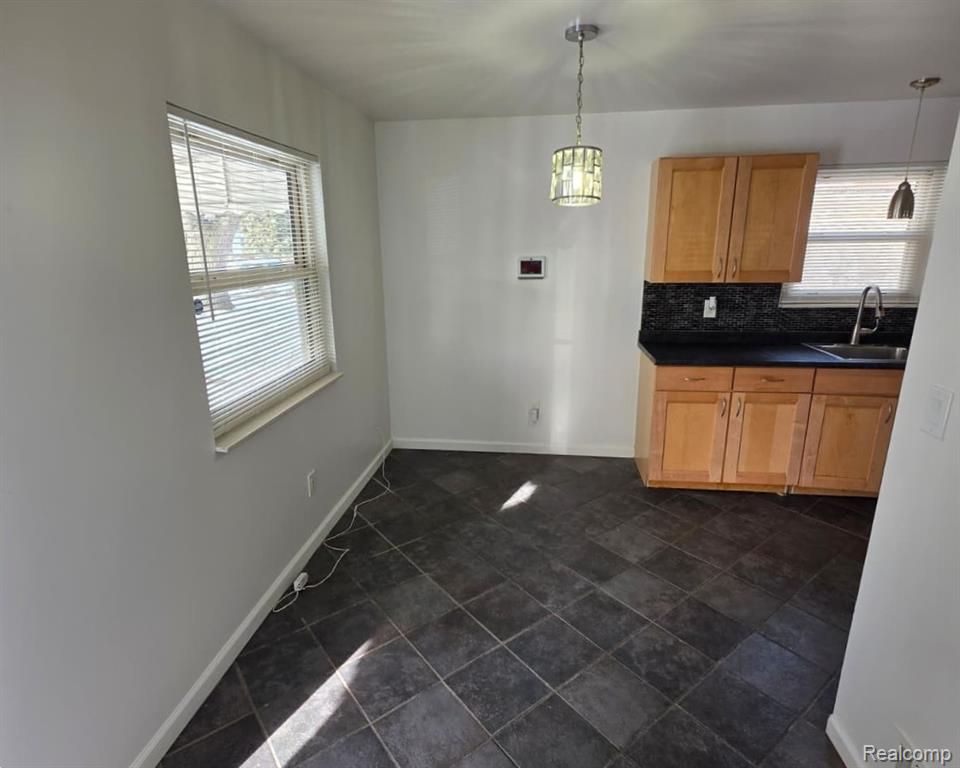 4937 Hazel Street, Dearborn Heights, MI 48125 — Photo 3